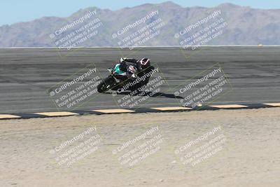 media/Oct-13-2025-Moto Forza (Mon) [[a66d839500]]/4-C Group/Session 2 (Bowl)/